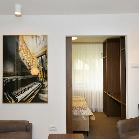 Apartman Piano Luxe With Sauna Belgrade