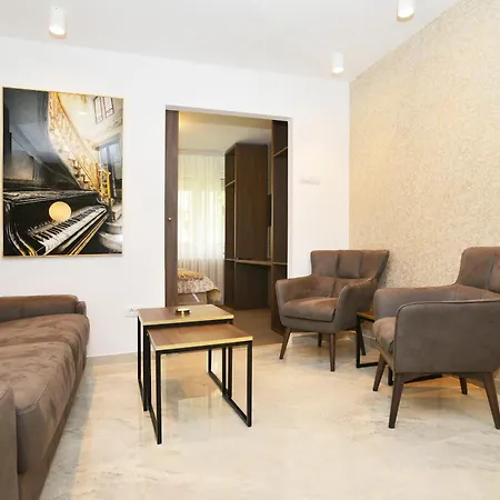 Appartamento Piano Luxe With Sauna And Bicycles Belgrado